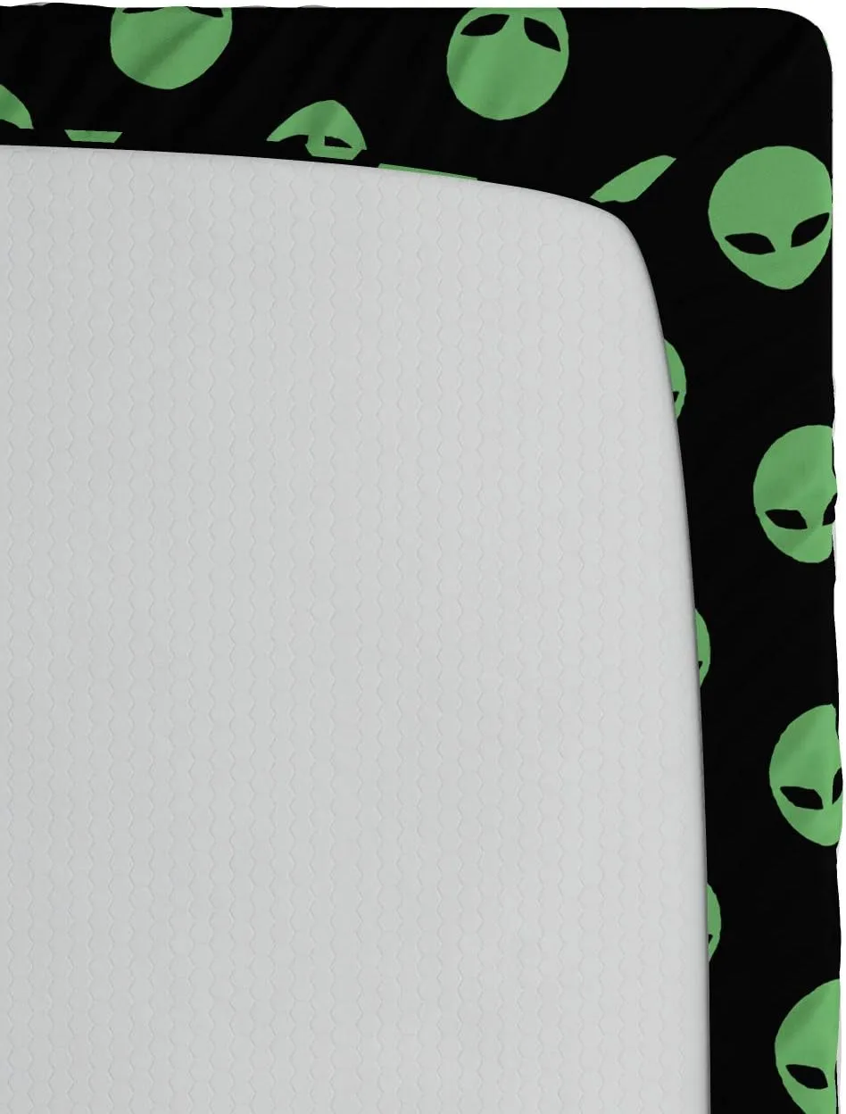 Ambesonne Alien Fitted Sheet, Supernatural Martiansal Beings from Other Planets Head of an Alien, Soft Decorative Fabric Bedding All-Round Elastic Pocket, Twin Size, Black Green