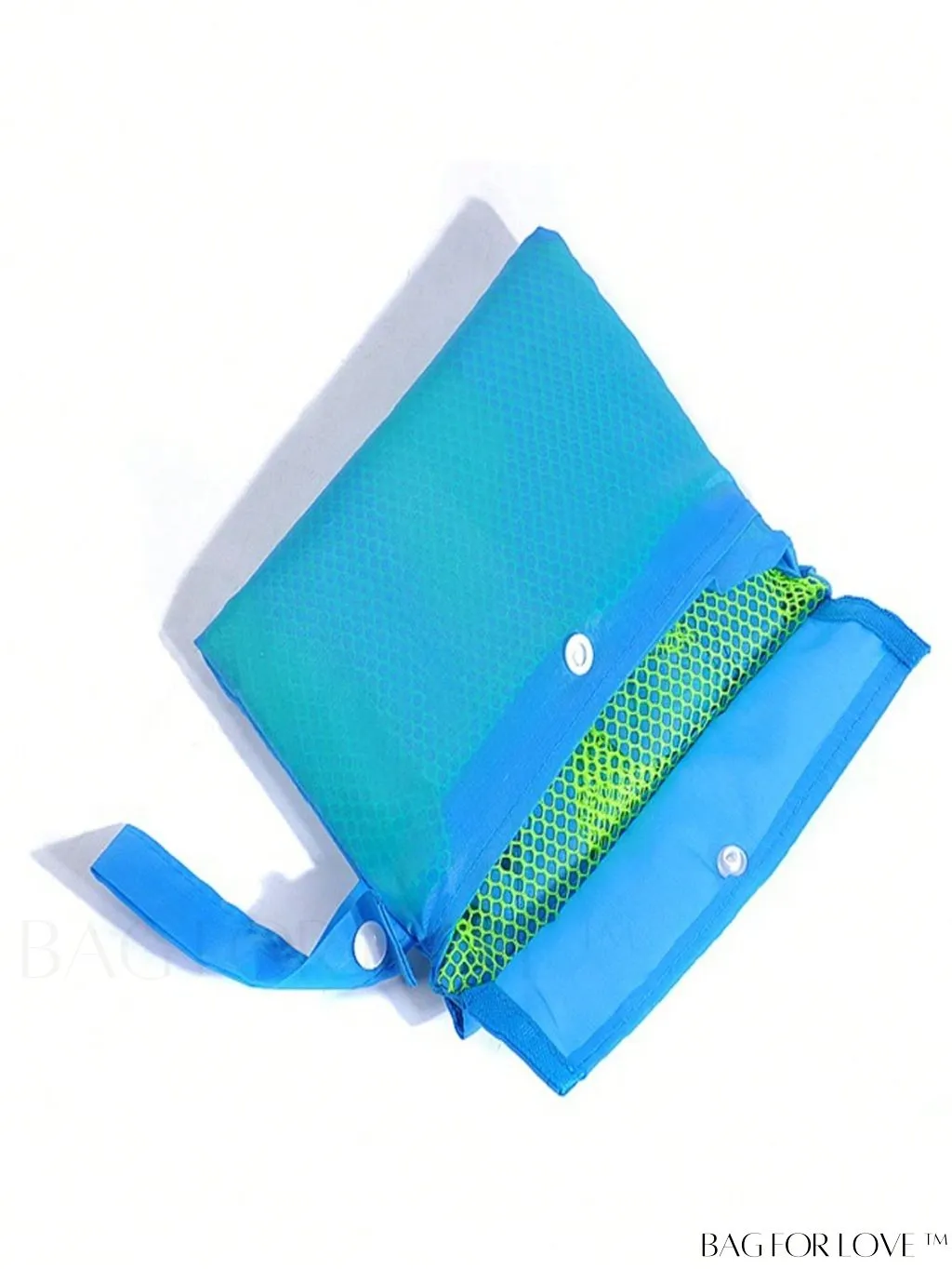 BagForLove - Large Capacity, Foldable Mesh Bag for Convenient Beach Vacations