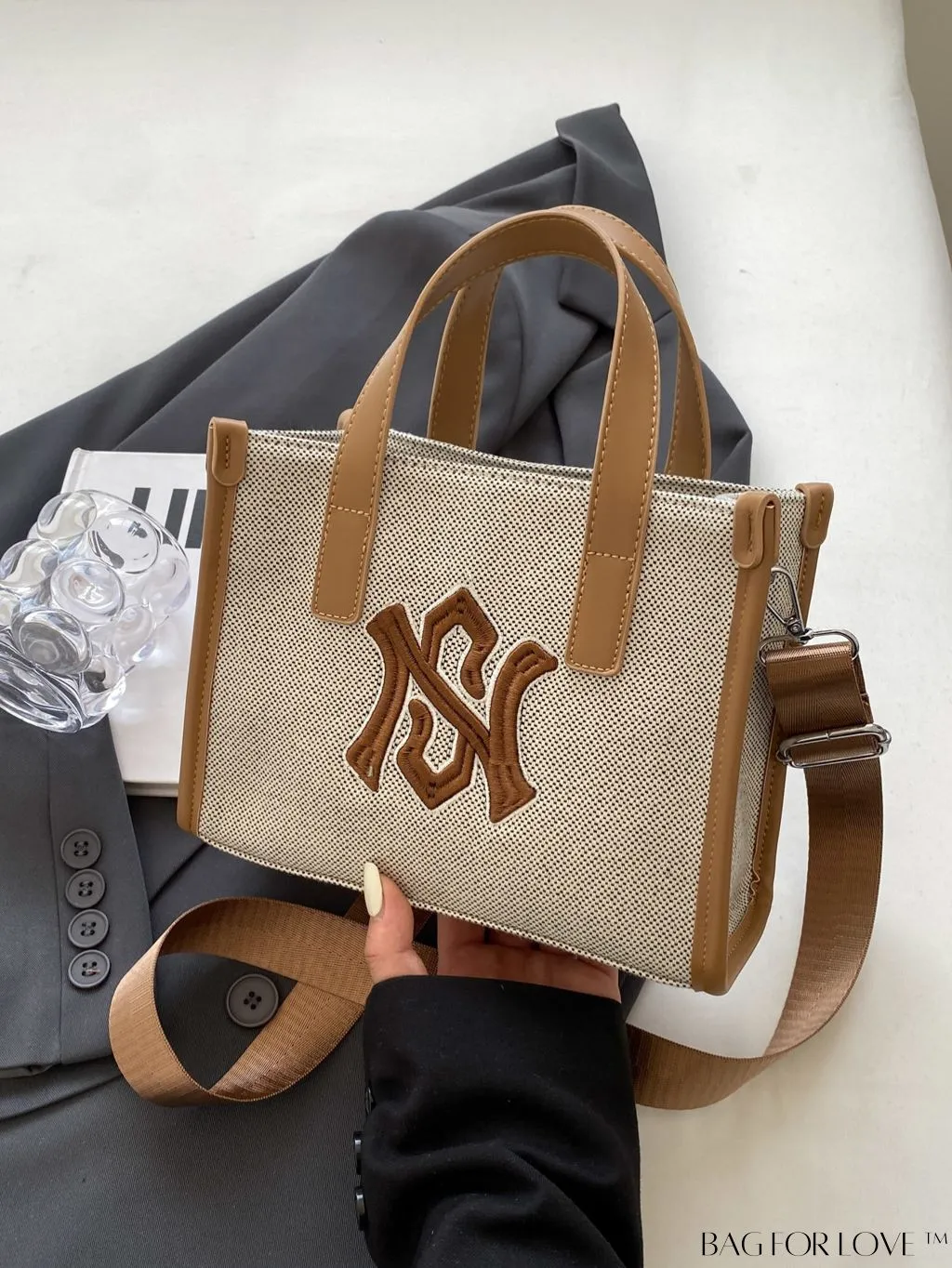 BagForLove - Stylish Womens Shoulder Crossbody Tote: Versatile & Fashionable Handbag