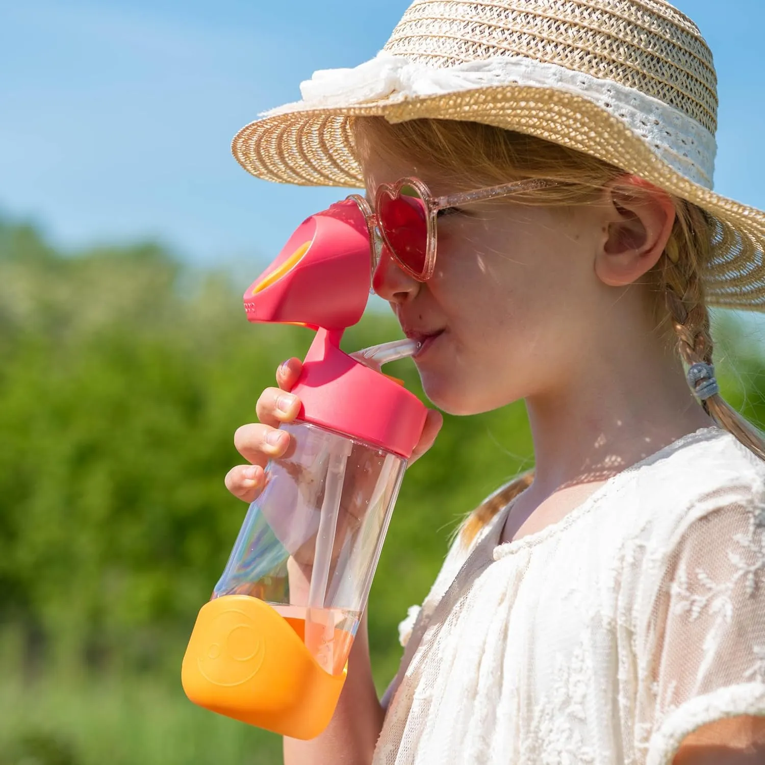 b.box 15 oz Tritan Drink Bottle: Kids Water Bottle w/Straw & Lid for School, Travel, Daycare. Spill & Leak Proof. Easy Grip Triangle Shape. BPA Free, Dishwasher Safe.