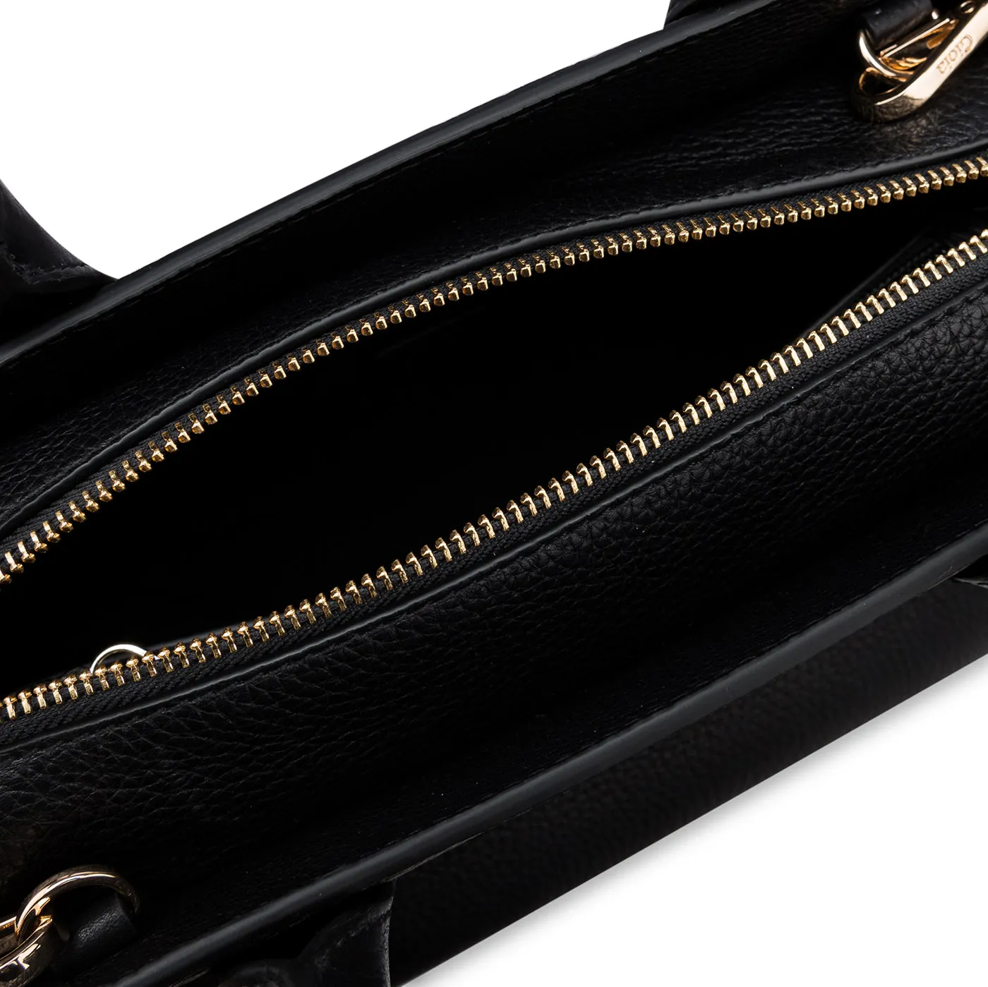 Bella Medium Crossbody