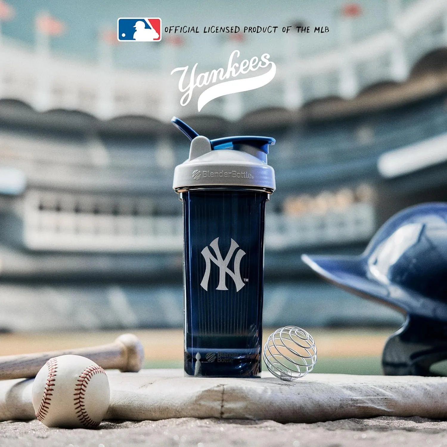 BlenderBottle Shaker Bottle Pro Series Perfect for Protein Shakes and Pre Workout, 28-Ounce, Grey/Blue (New York Yankees)
