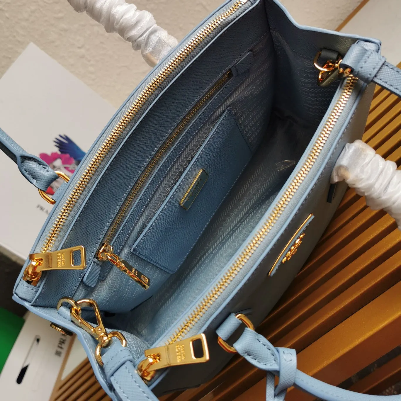 BLUE LEATHER SAFFIANO IN Bulk discount PRADA SAPPHIRE Timely delivery BAG 28 GALLERIA
