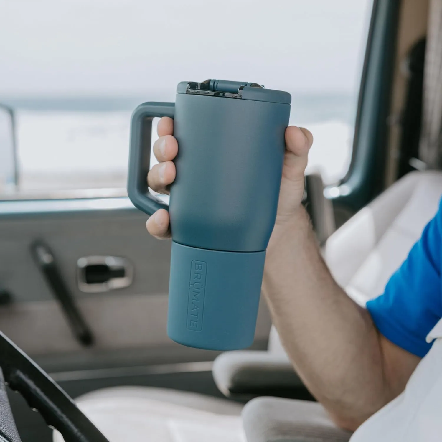 BrüMate Müv - 25oz 100% Leak Proof Insulated Coffee Mug with Handle & Lid - Stainless Steel Coffee Travel Mug - Double Walled Coffee Cup (Dune)