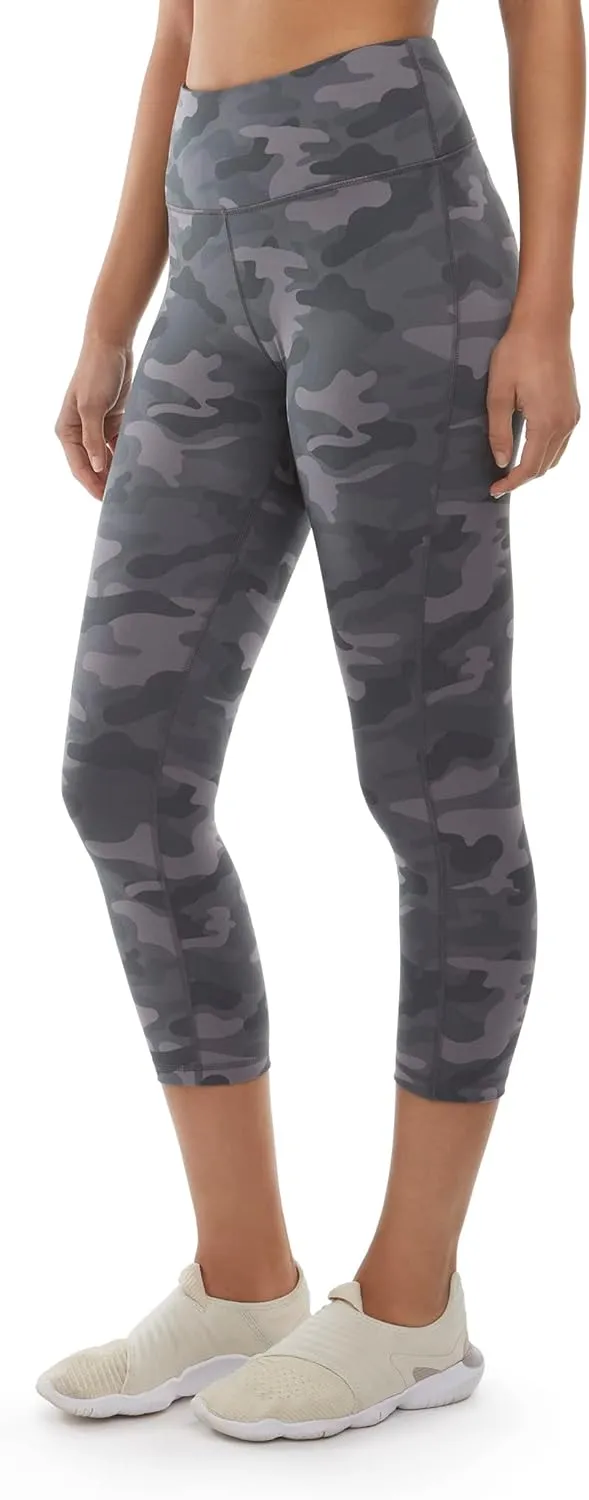 Danskin Women's All Over Printed Capri Legging