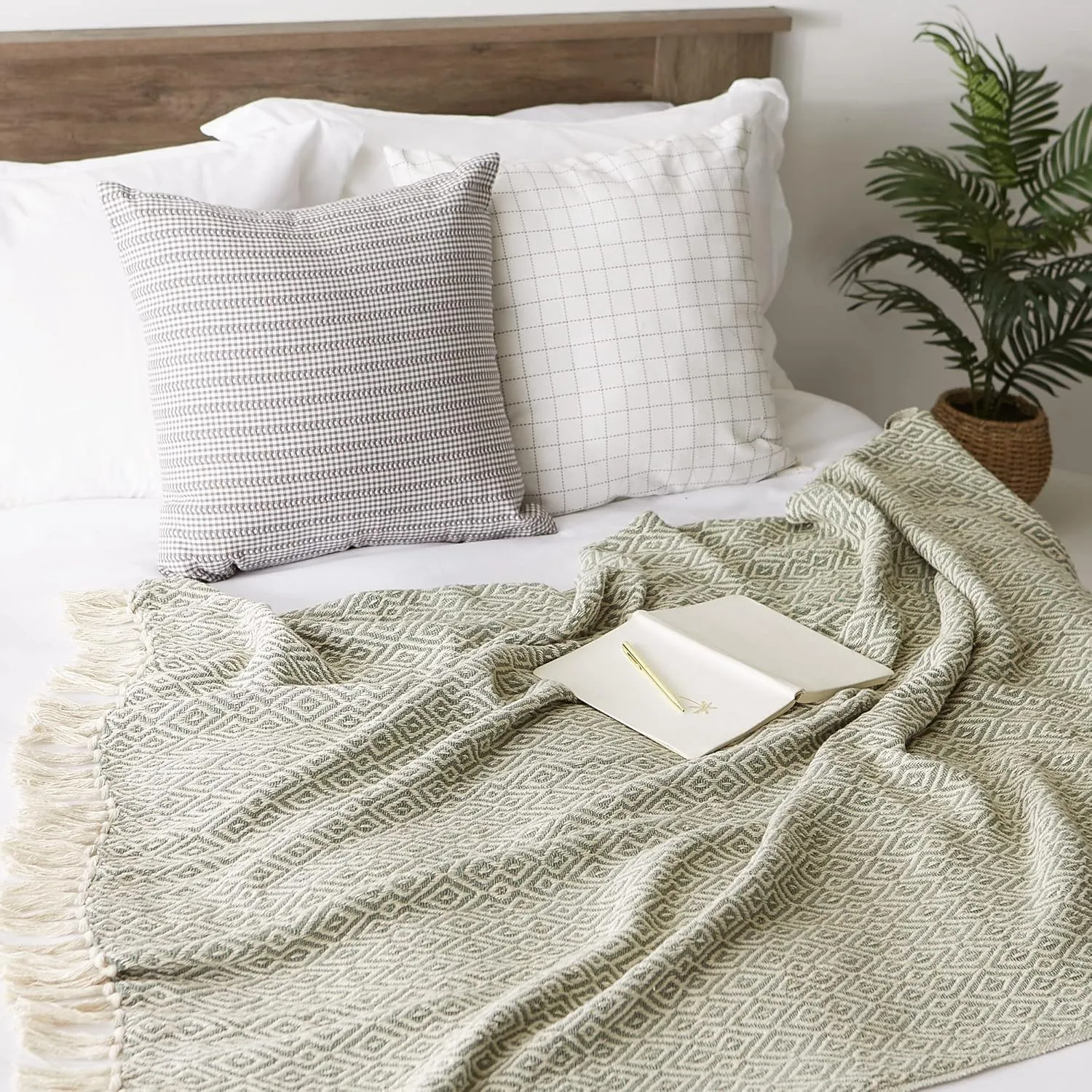 DII Rustic Farmhouse Double Diamond Woven Throw, 50x60, Artichoke Green