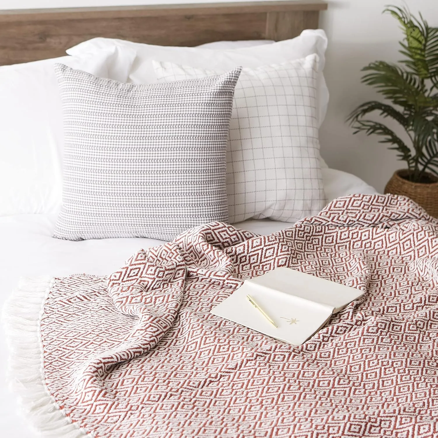 DII Rustic Farmhouse Double Diamond Woven Throw, 50x60, Cinnamon