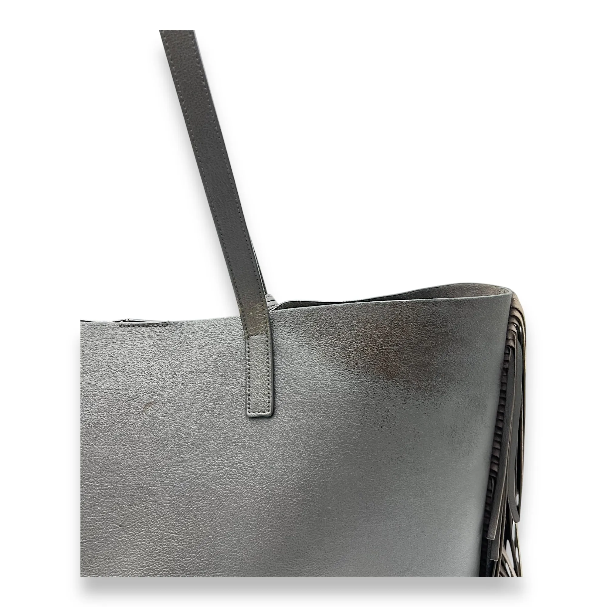 East West Shopping Fringe Tote Bag Grey in Calfskin, Silver hardware