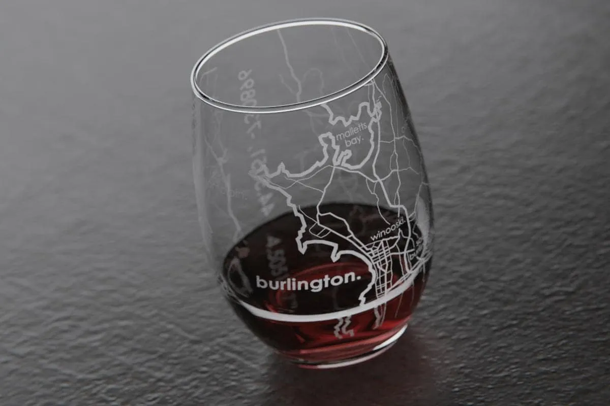 Engraved Burlington Vermont Map Stemless Wine Glass, Etched Glass (15 oz, Clear) City Custom Gifts for Lovers