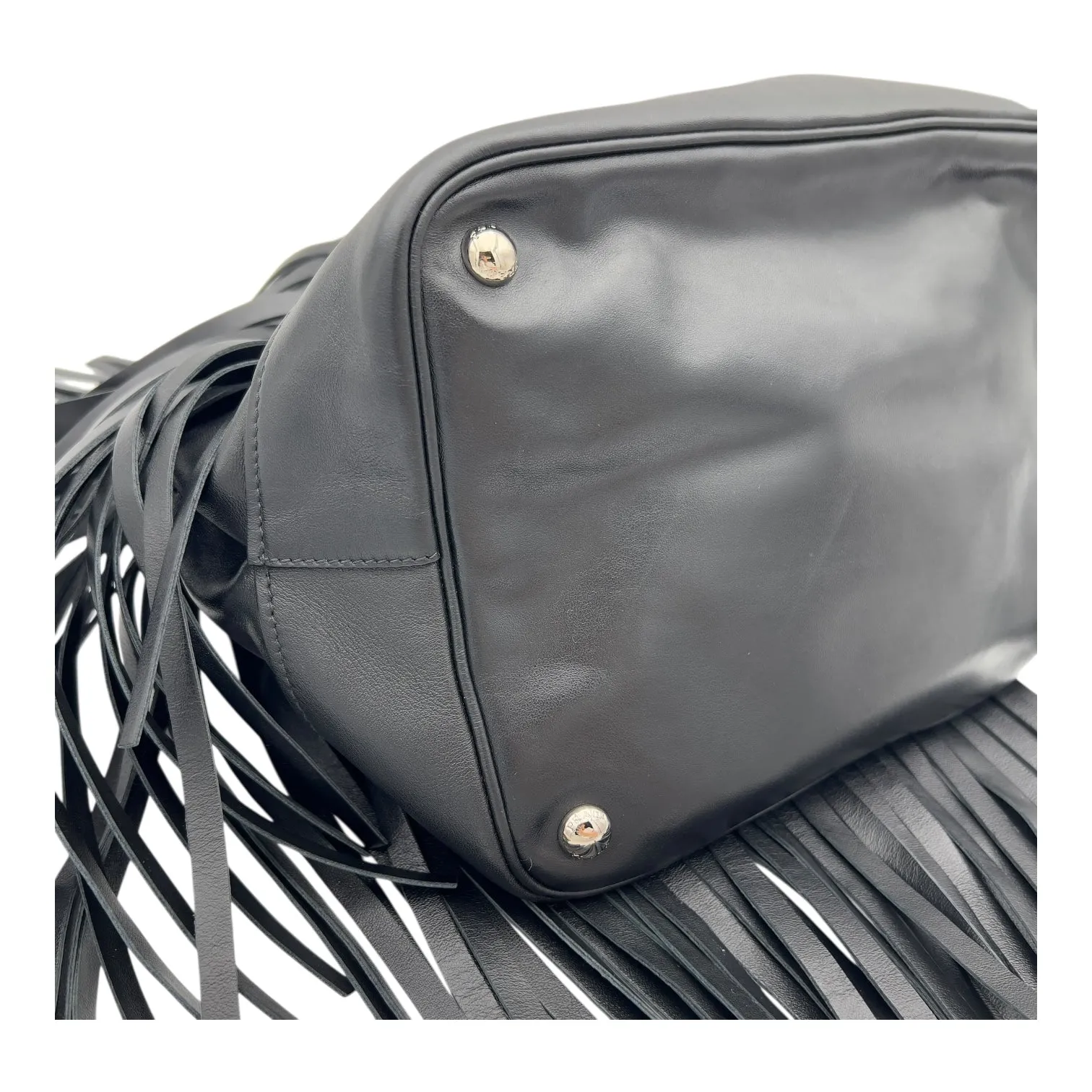Fringe Shoulder Bag Black in Calfskin, Silver hardware