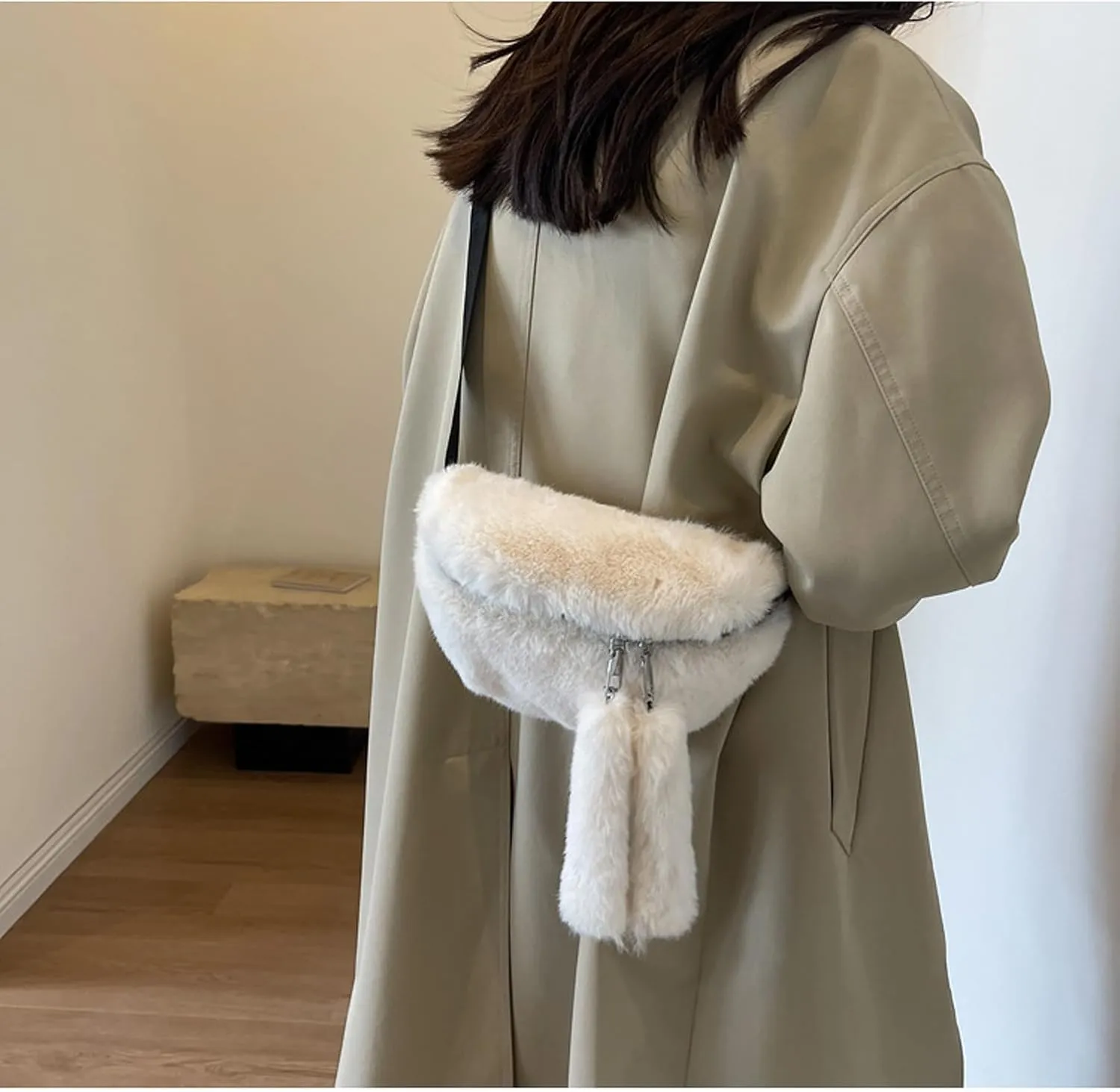 Fuzzy Fanny Pack for Women Faux Fur Belt Bum Bag with Adjustable Strap Waist Pouch Casual Crossbody Purse for Travel