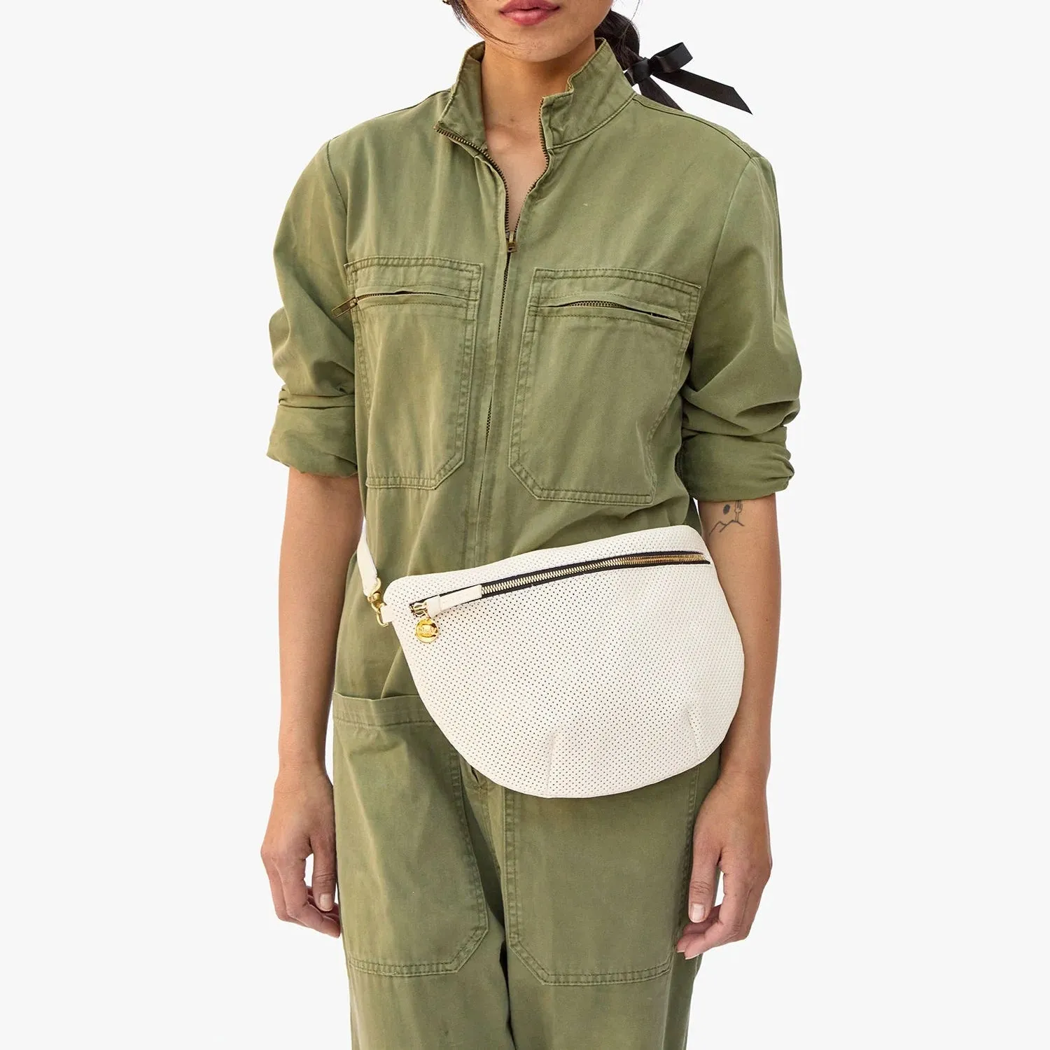 Grande Fanny Pack (Cream Perf)
