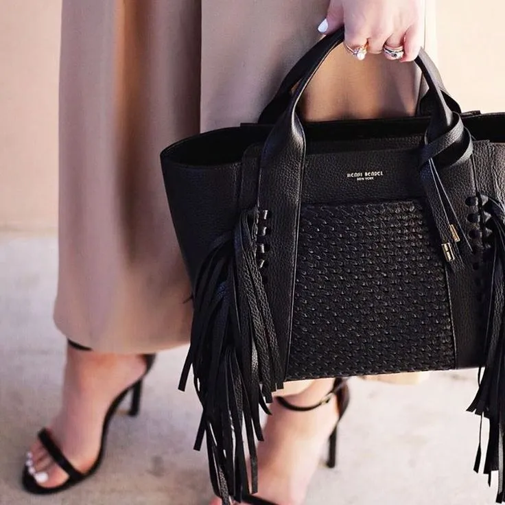 HENRI BENDEL FRINGE BRUNCH TOTE BAG