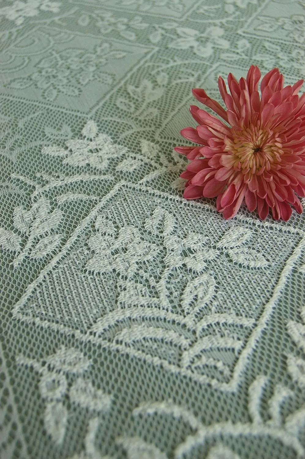 Heritage Lace White Chantilly 14"x102" Table Runner