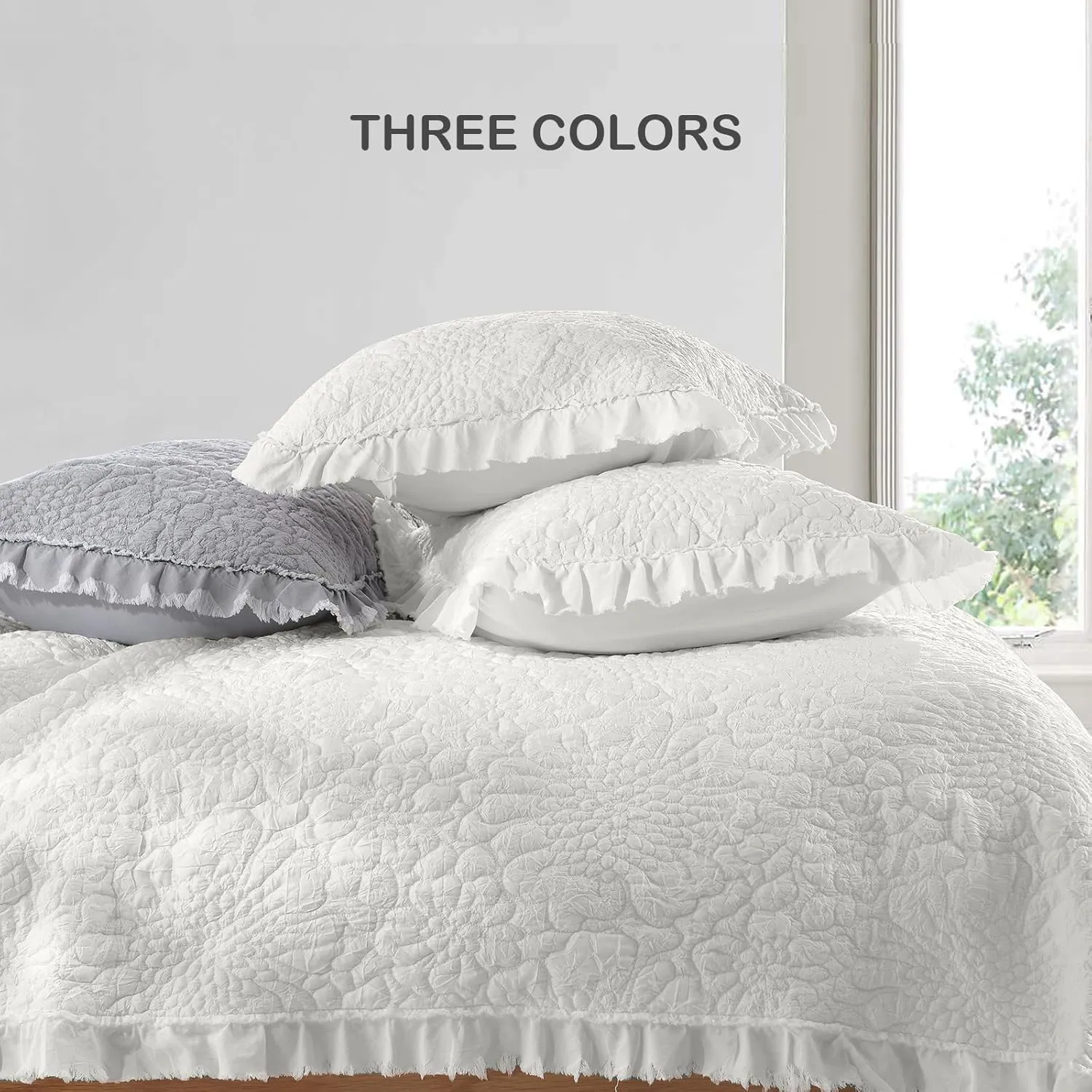 HORIMOTE HOME Cream White Ruffled Quilt King Size, Stone-Washed Microfiber Lightweight Crinkled Farmhouse Shabby Chic Bedding Set, 3 Pieces Reversible Bedspread with Pillow Shams for All Season