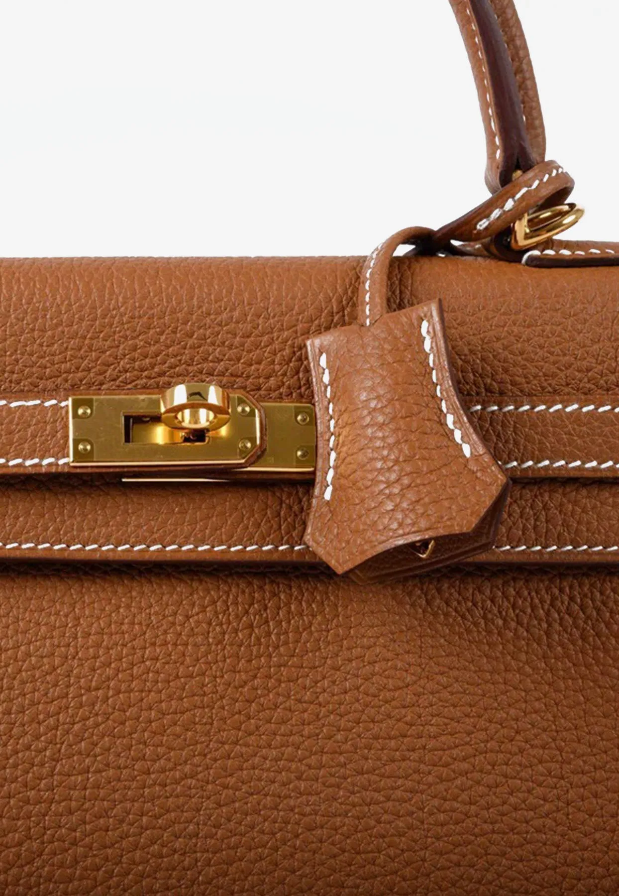 Kelly 25 in Gold Togo with Gold Hardware