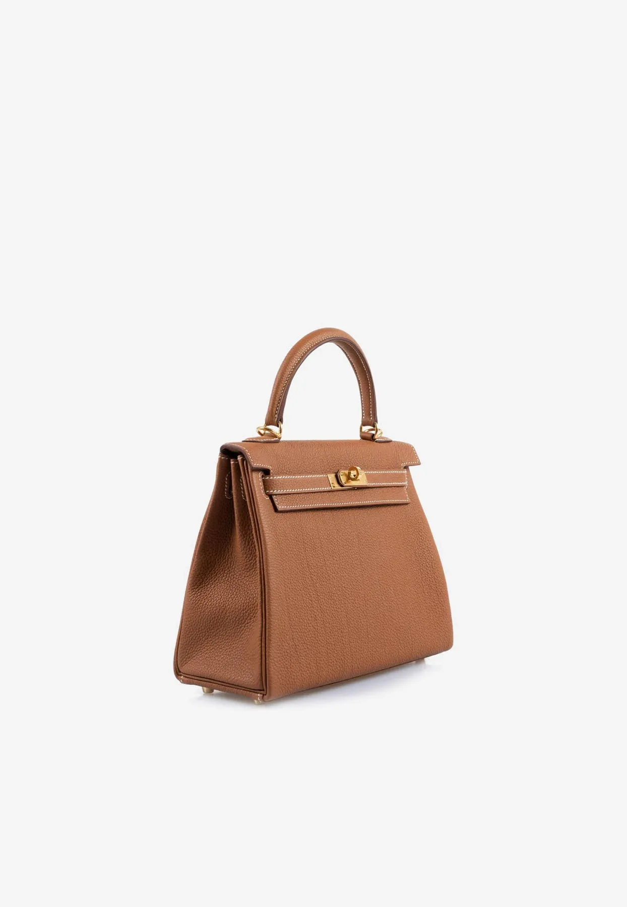 Kelly 25 in Gold Togo with Gold Hardware