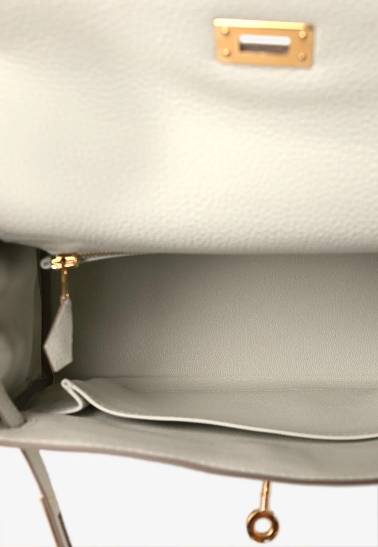 Kelly 25 Retourne in Mushroom Togo Leather with Gold Hardware