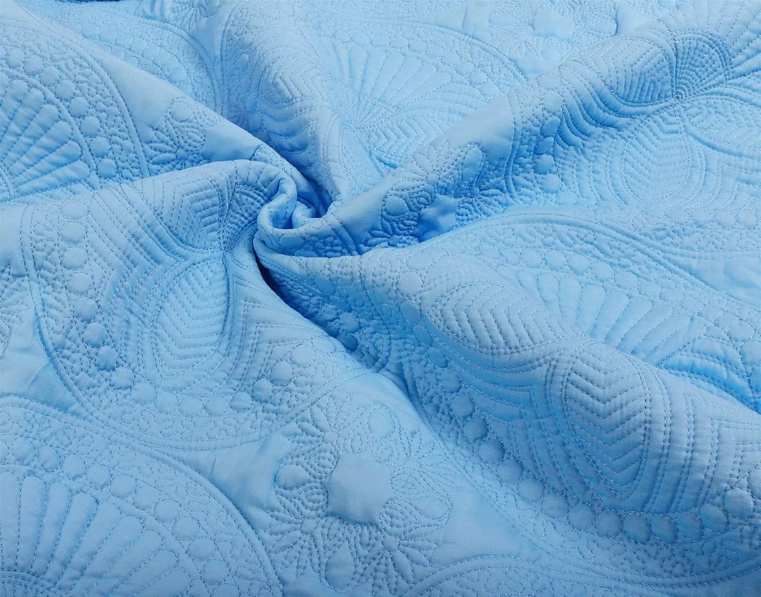 MONOBLANKS Baby Quilt Personlized Monogram Lightweight Embossed Scalloped Throw Blanket Four Seasons (Blue)
