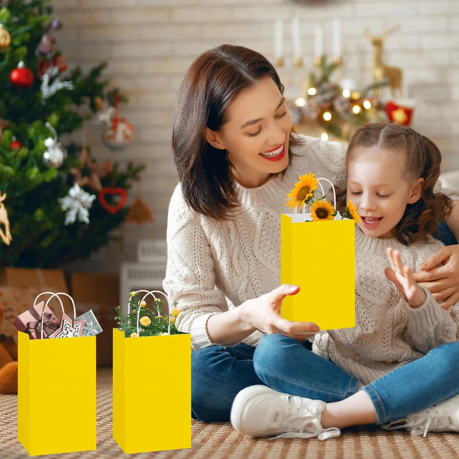 MOORAY 100 Pack Yellow Small Paper Bags with Handles Bulk, Gift Paper Bags,5.25 * 3.25 * 8.25 Inch Kraft Birthday Party Favors Grocery Retail Shopping Craft Bags Takeouts Business (100pcs,Yellow)