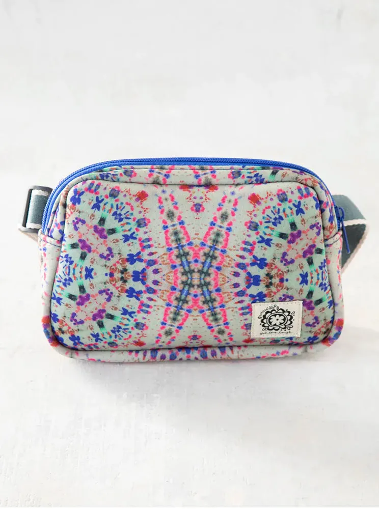 Natural Life Everyday Bag - Dark Cream Tie-Dye
