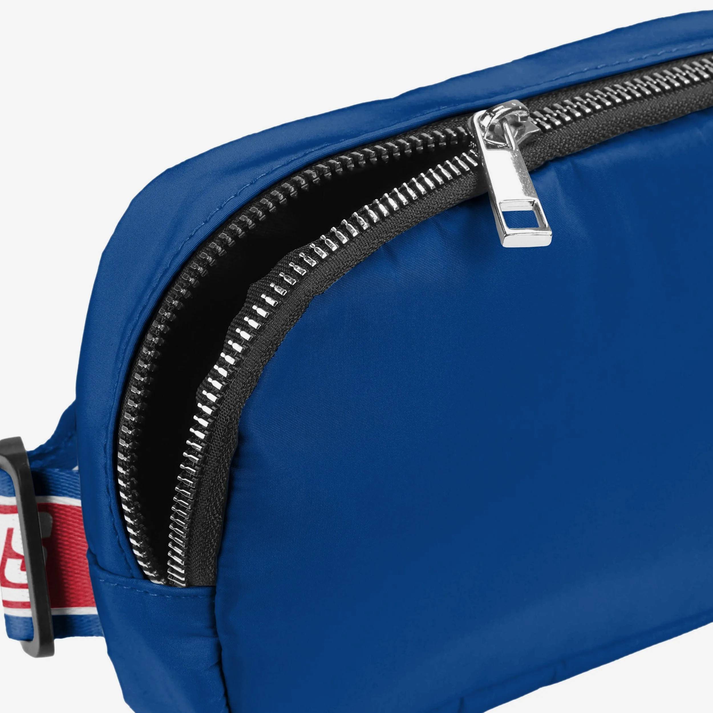 New York Giants Team Wordmark Crossbody Belt Bag