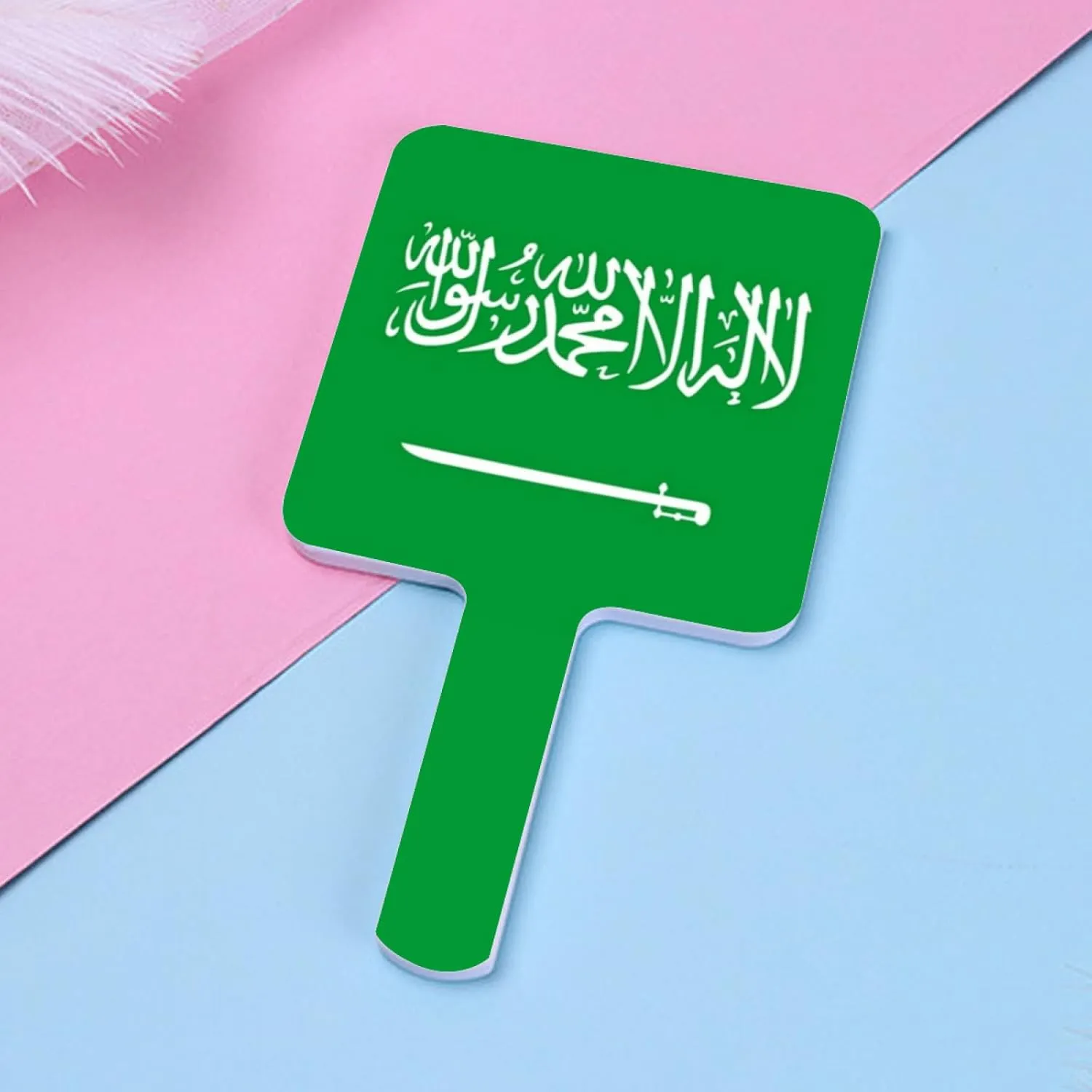 Novelty Saudi Arabia Flag Hand Mirror, Barber Hairdressing Handheld Mirror with Handle for Salon, Square Portable Travel Makeup Mirror White 9×16Cm