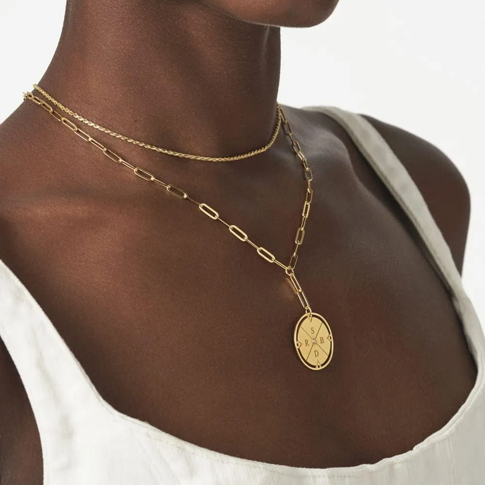 Oak&Luna - Engraved Compass Necklace with Diamond - Personalised Interlocking Pendant with Initials - Gift for Her, Women - For Birthday, Mother's Day, Christmas