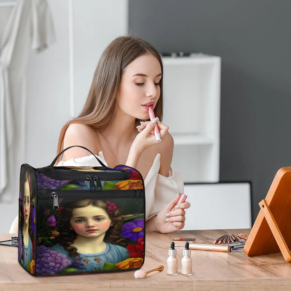 Oil Painting Cute Girl Travel Makeup Bag for Women Men Portable Waterproof Cosmetic Bag Large Capacity Toiletry Bag Make up Case Organizer Bathroom Shower Bag with Handle Travel Accessories