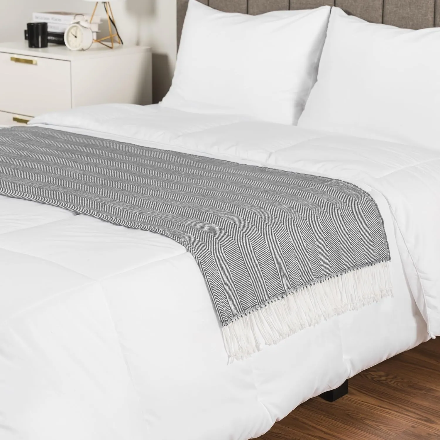 Pavilia Light Gray Herringbone Throw for Couch, Decorative Outdoor Accent Blanket, Faux Cashmere, 50x60