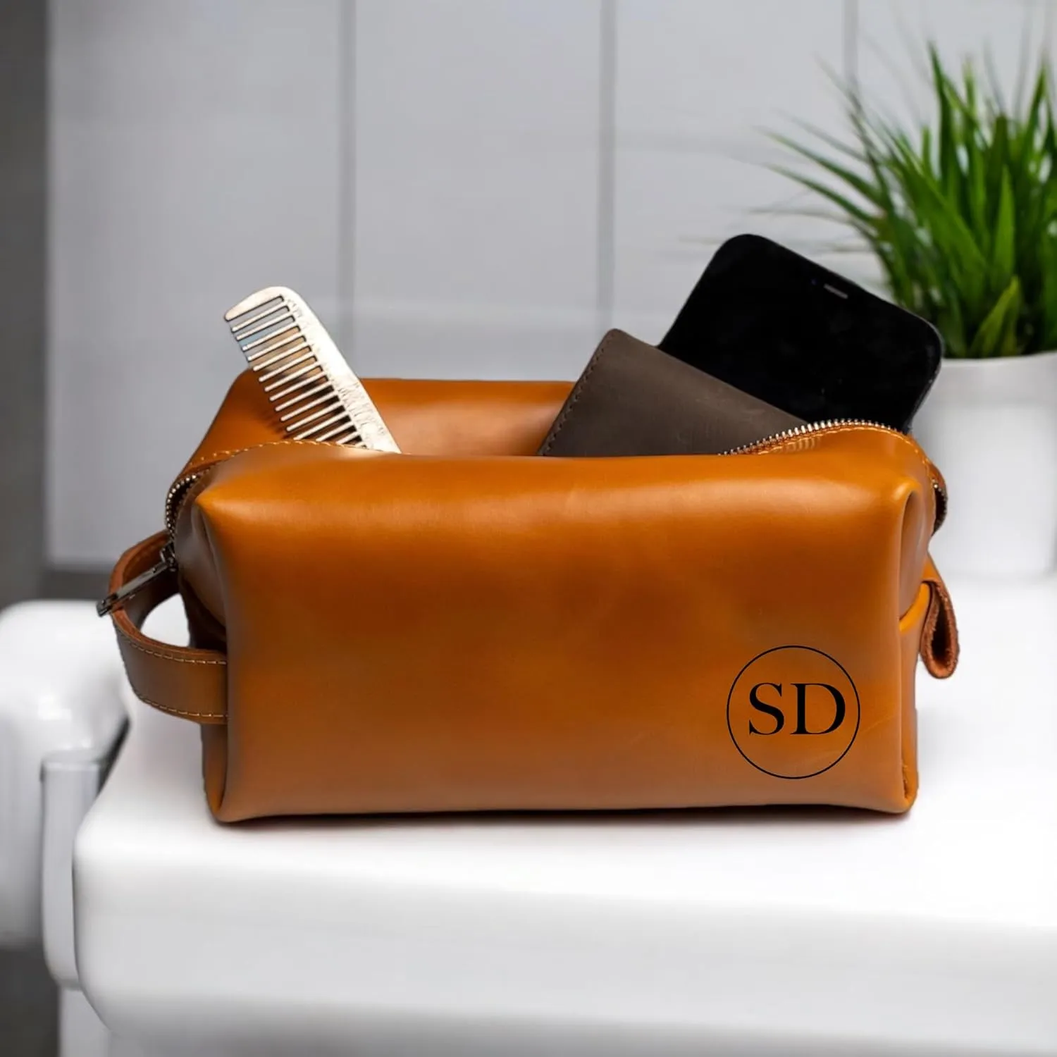 Personalized Leather Toiletry Bag for Men | Dopp Kit Gift with Monogram Option | Custom Engraved Leather Travel Accessory for Groomsmen Father Dad (Light Brown, Large (8" * 4" * 4"))
