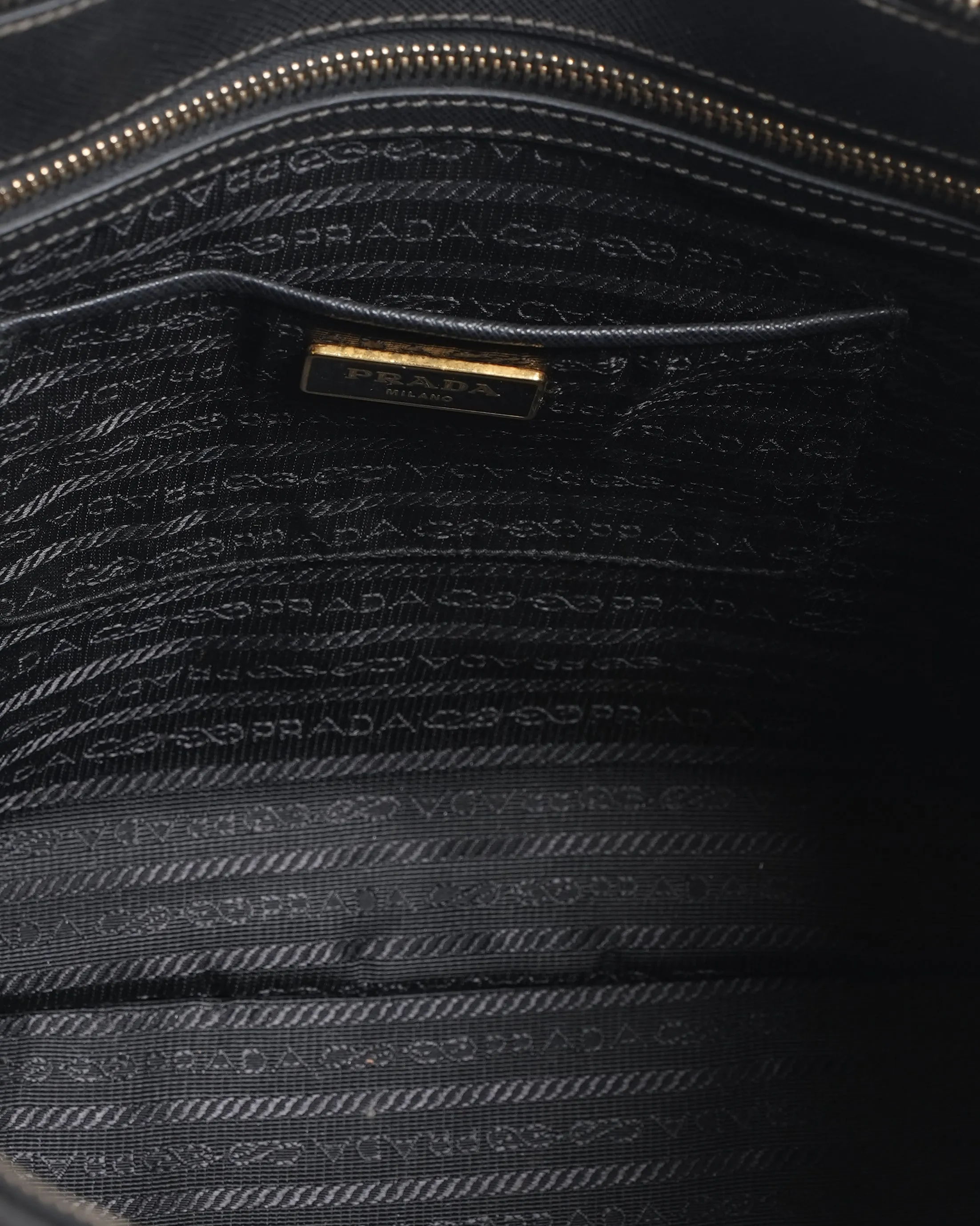 Prada Galleria Double Handle Top Handle Bag In Black
