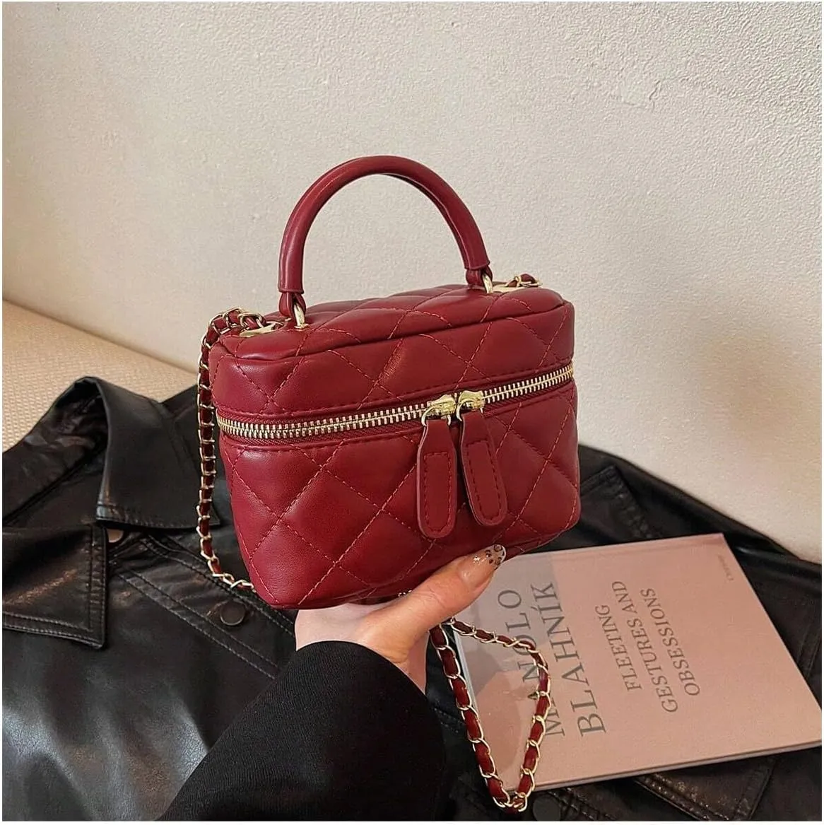QWINEE Women's Silver Top Handle Crossbody Bag Small Crocodile Embossed Satchel Bag Mini Bucket Handbag