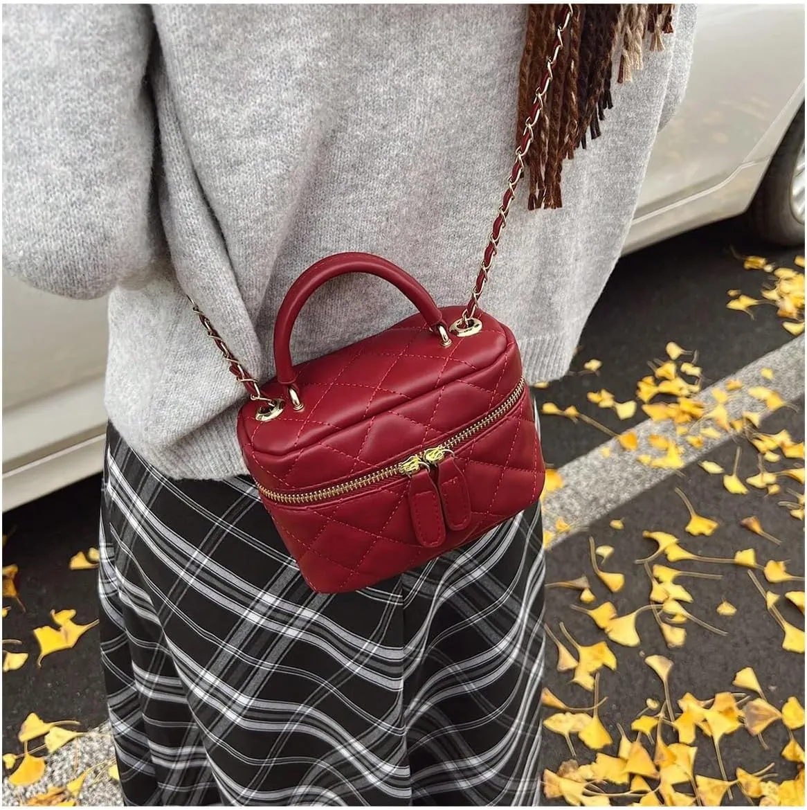 QWINEE Women's Silver Top Handle Crossbody Bag Small Crocodile Embossed Satchel Bag Mini Bucket Handbag