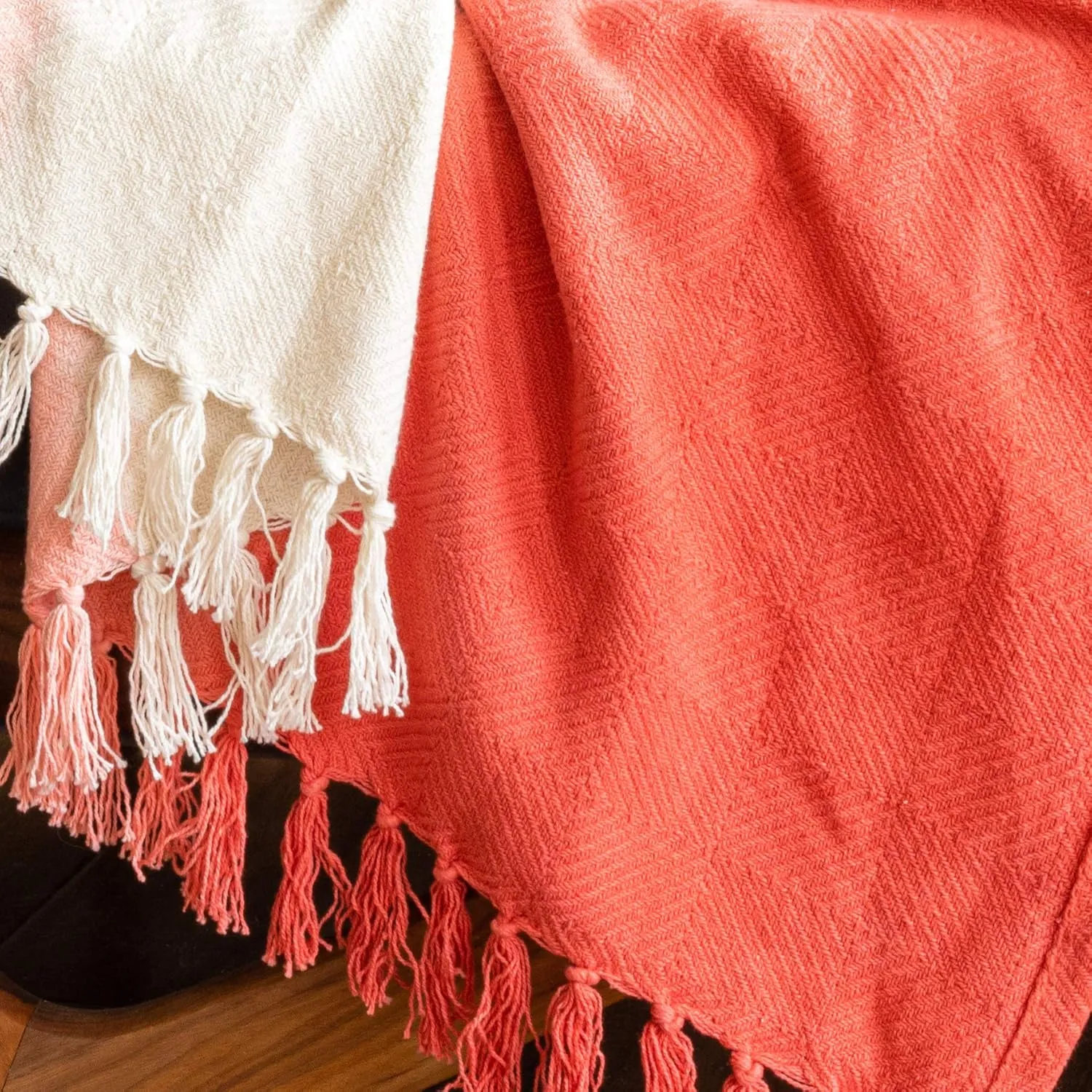 Refinery29 | Riley Collection | Premium Cotton Textured Throw Blanket, Modern Dip Dye Fringe Design for Luxury Home Décor (50 x 70, Coral)