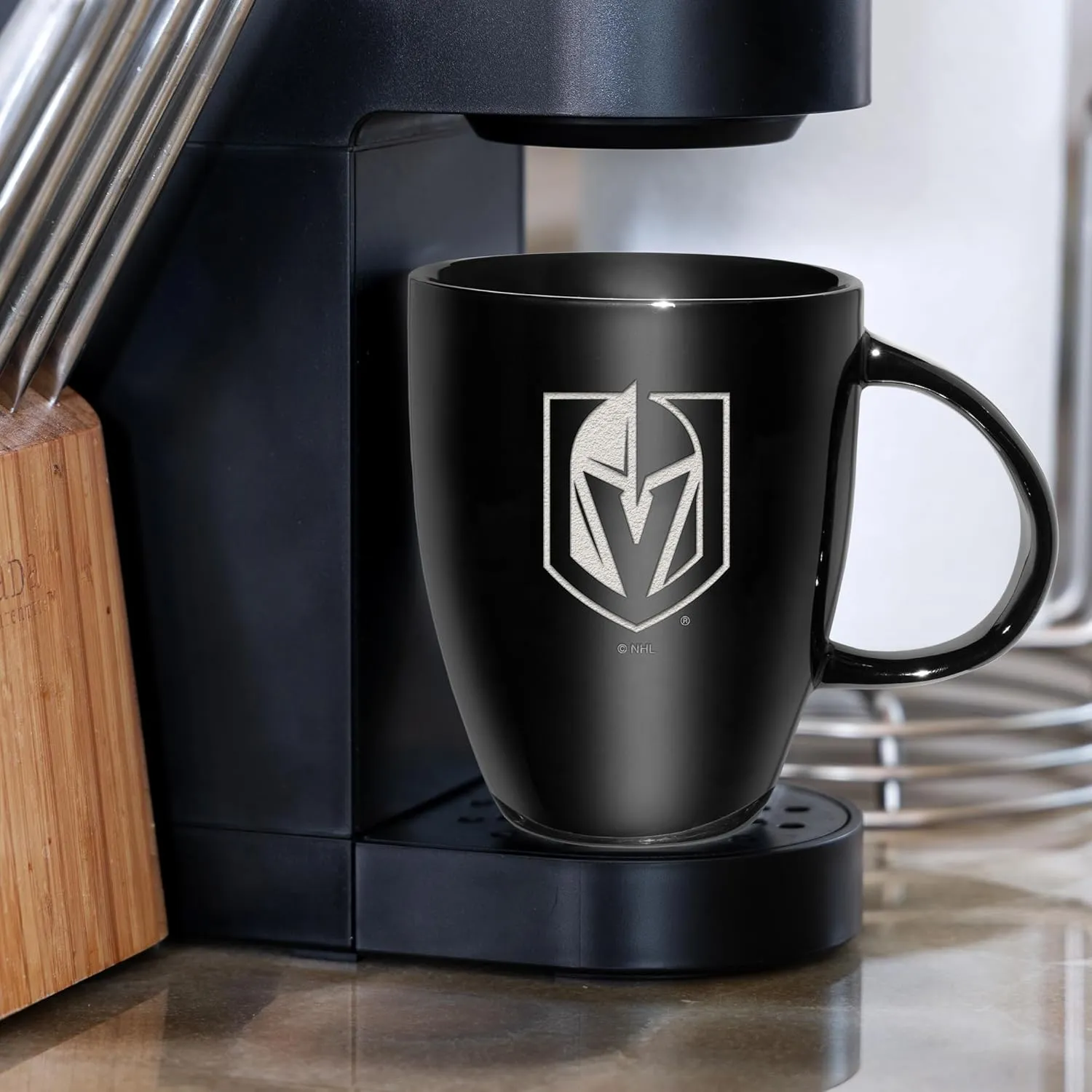 Rico Industries NHL Hockey Electroplated 18oz Laser Engraved Ceramic Lustre Mug
