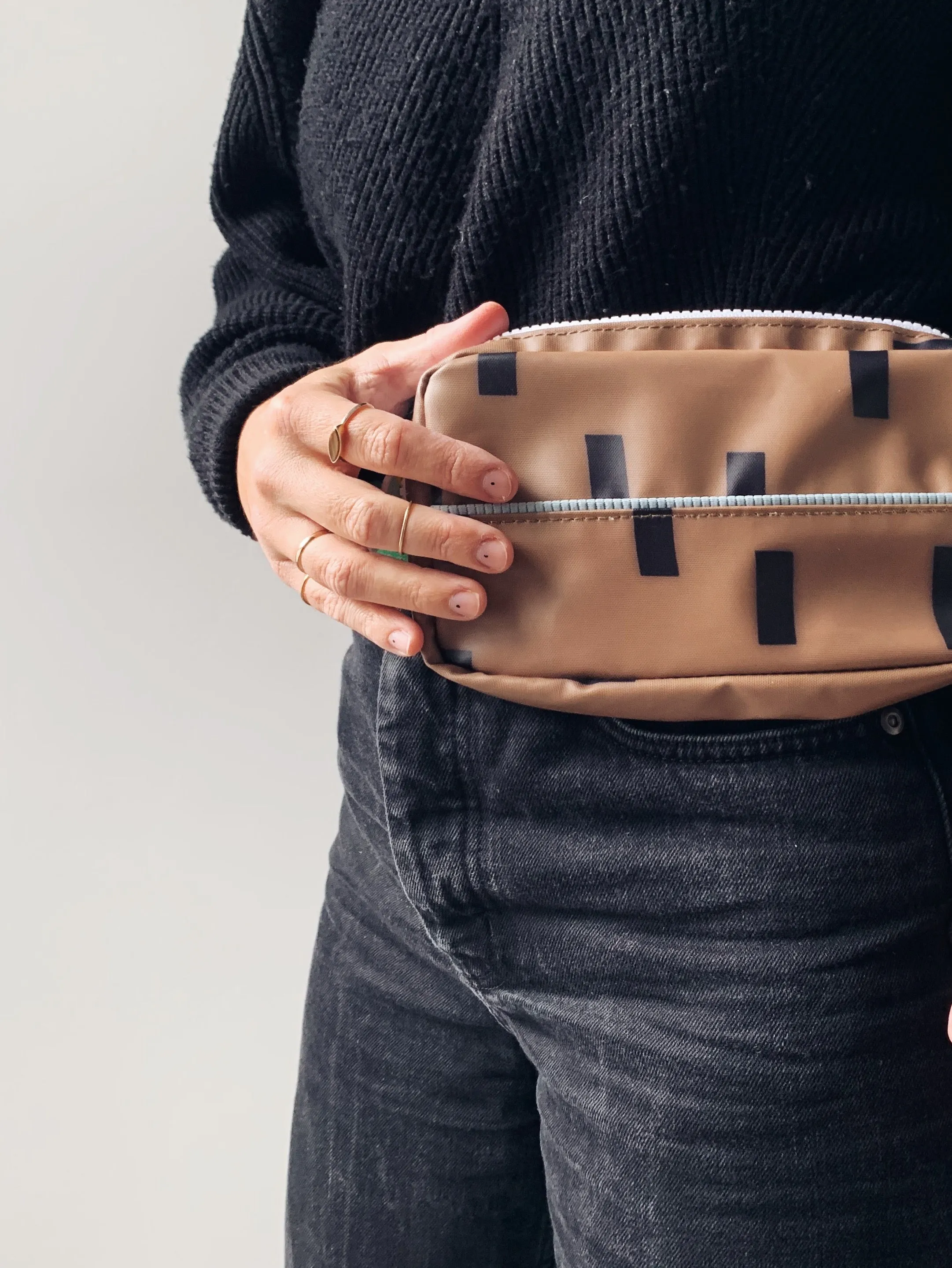 sprinkles fanny pack - riñonera confetti