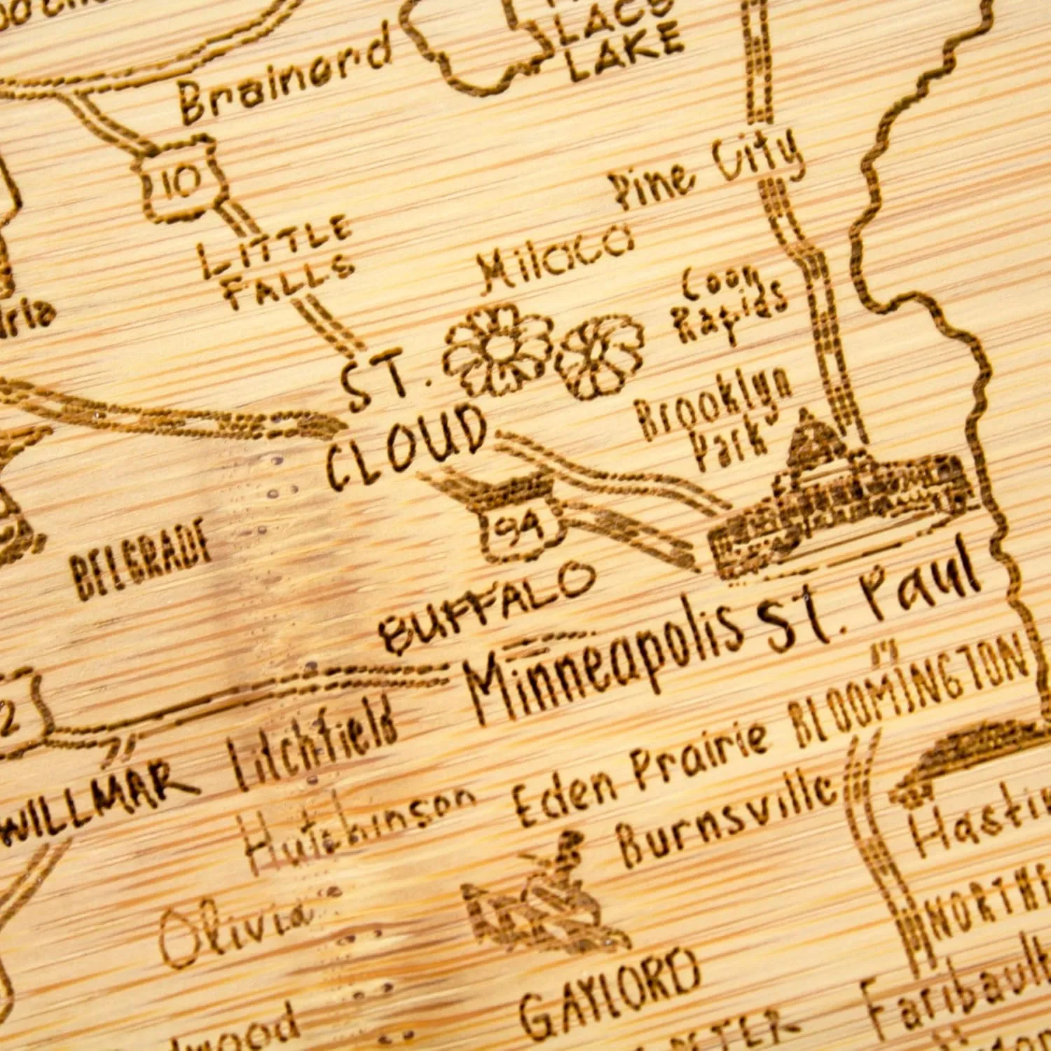 Totally Bamboo A Slice of Life Minnesota State Serving and Cutting Board, 11" x 8.75"