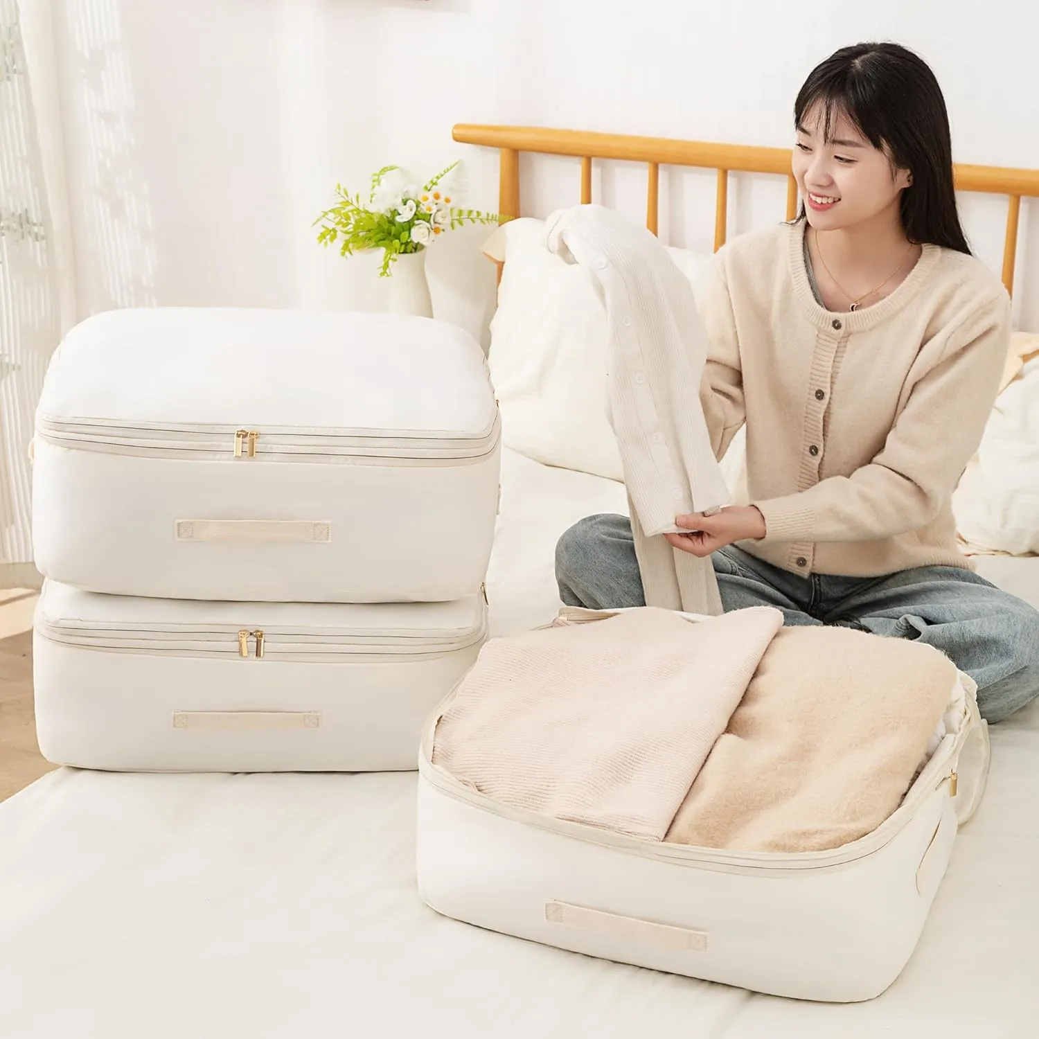 Ultra Space Saving Self Compression Organizer, Comforter Storage Bag for Clothes, Blankets, Pillows, Duvet, Comforters, Bedding Sets and Much More (Blue,L - 54 * 42 * 30cm)