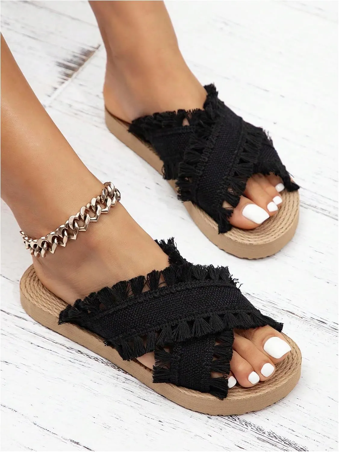 Verdusa Women's Fringe Criss Cross Strap Summer Sandals Slip On Slides Outdoor Shoes
